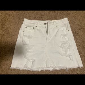 American Eagle white skirt size 2 with tags